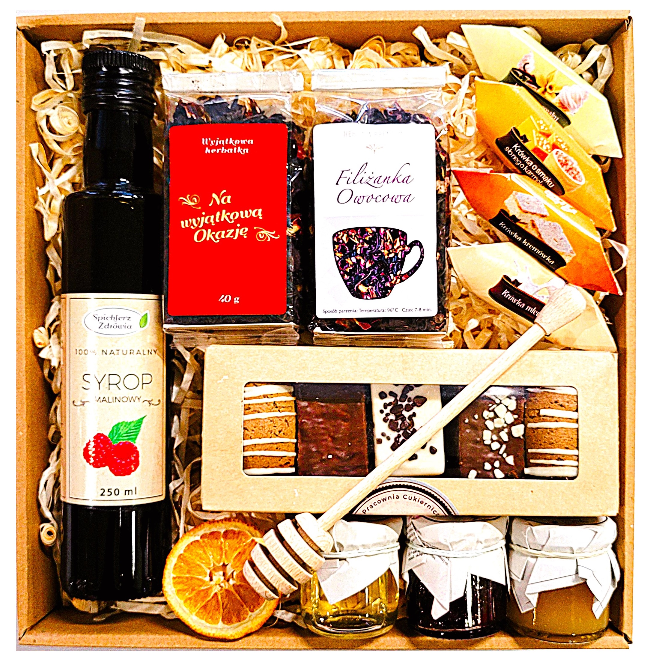 KOSZ-BOX-ZESTAW-PREZENTOWY-PREZENT-UPOMINEK-HERBATA-CZEKOLADA-MIOD-SYROP KOSZ-BOX-ZESTAW-PREZENTOWY-PREZENT-UPOMINEK-HERBATA-CZEKOLADA-MIOD-SYROP-KROWKI